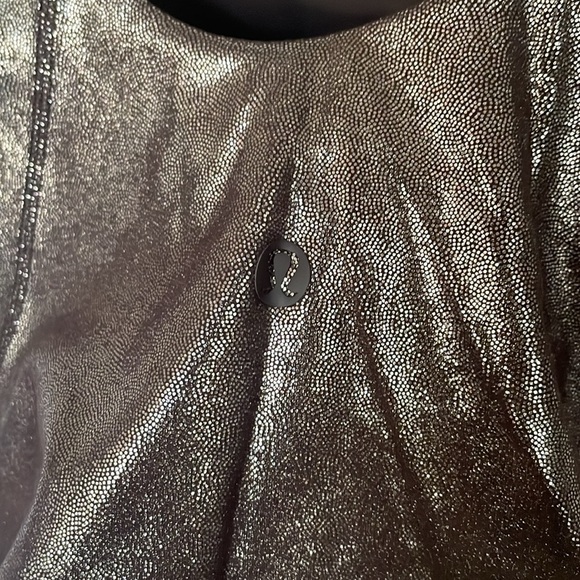 Lululemon Size 0 Metallic Shimmery Brown Tank Bra - Picture 2 of 8